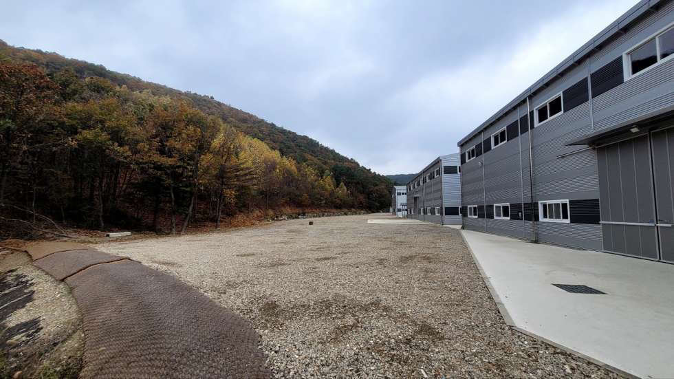경기 김포시 대곶면 약암리 김포 대곶 공장 임대 츄레라빵빵 145평 공장 대형야적공간 월세 매물번호 10095 사진 3
