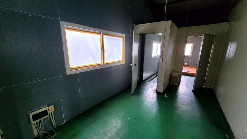 경기 김포시 대곶면 석정리 김포 대곶 공장 임대 가설천막 설치된 저렴한 임대료의 50평 공장 매물 월세 매물번호 10110 사진 5